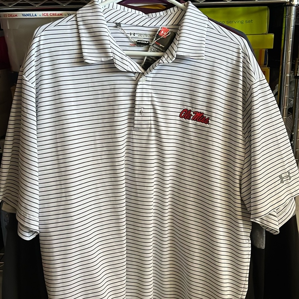 Brand new men’s Under Armour shirt!